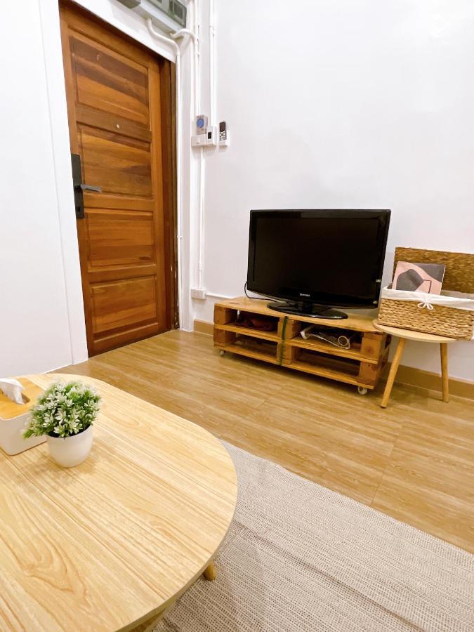 Lively And Cozy Canal House ,Entire House Бангкок Экстерьер фото